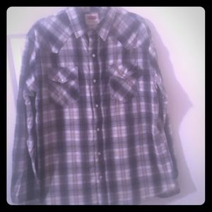 Levi's shirt